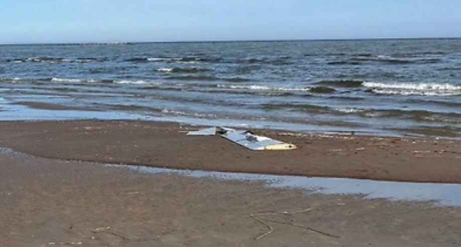 Ukrainian Drone Debris Found on Estonian Beach; KaPo Launches Investigation